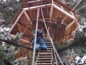 The old way up and down. The spiral staircase will make the ladder access obsolete.